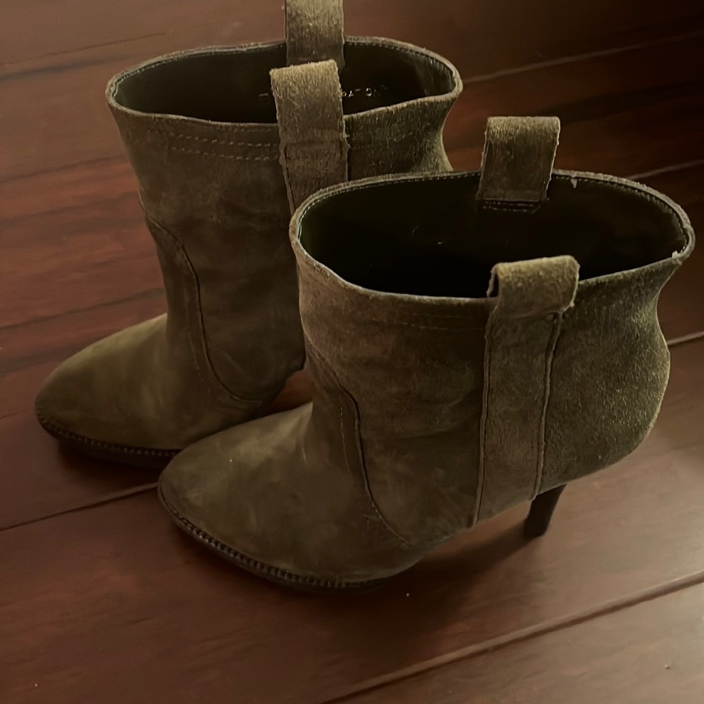Army/olive green suede leather high heeled booties(likely new)
